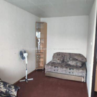 Продам квартиру, Соборности Украины ул. , 1  ком., 35 м², косметический ремонт 