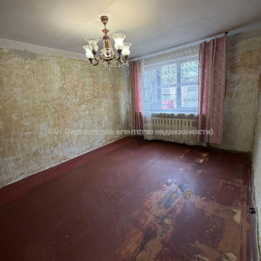 Продам квартиру, Юбилейный просп. , 2  ком., 45 м², советский ремонт 