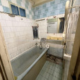 Продам квартиру, Юбилейный просп. , 2  ком., 45 м², советский ремонт 