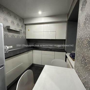 Продам квартиру, Георгия Тарасенко ул. , 1 кім., 40 м², капитальный ремонт 