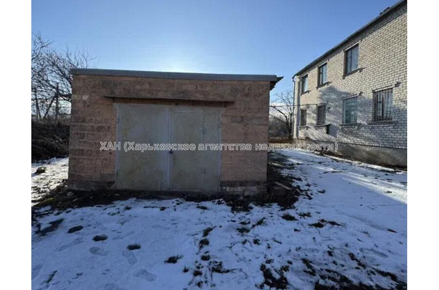 Продам дом, 368 м², 22 сот., косметический ремонт 