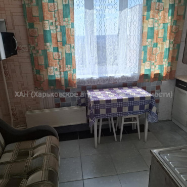 Сдам квартиру, Соборности Украины ул. , 2  ком., 50.80 м², косметический ремонт 