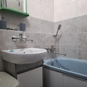 Сдам квартиру, Соборности Украины ул. , 2  ком., 50.80 м², косметический ремонт 
