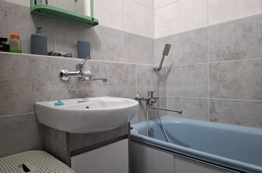 Сдам квартиру, Соборности Украины ул. , 2  ком., 50.80 м², косметический ремонт 