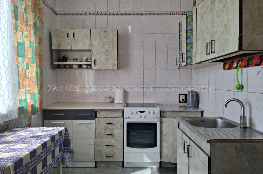 Сдам квартиру, Соборности Украины ул. , 2  ком., 50.80 м², косметический ремонт 