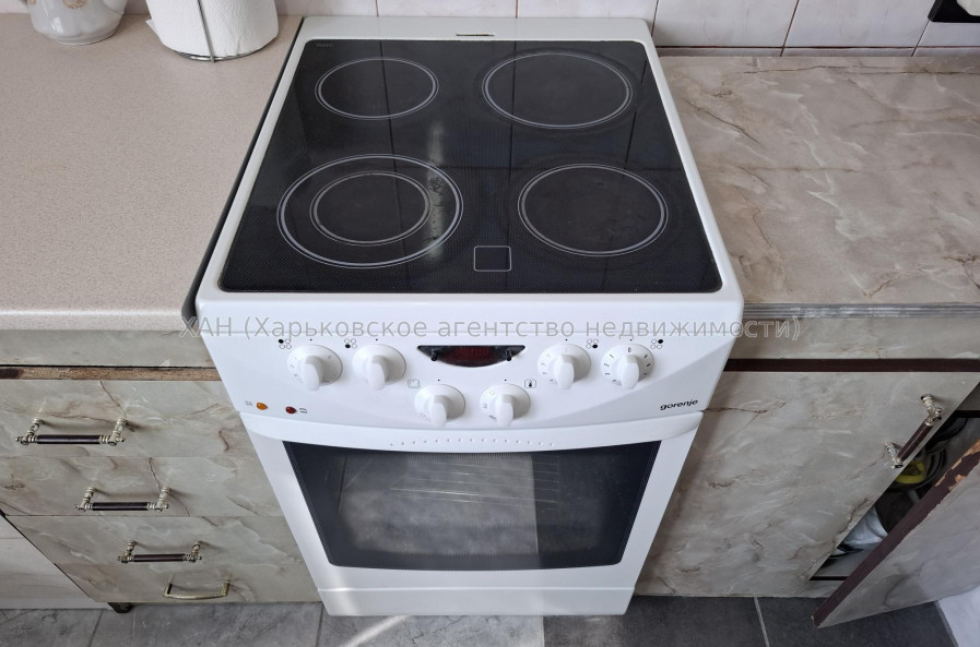 Сдам квартиру, Соборности Украины ул. , 2  ком., 50.80 м², косметический ремонт 