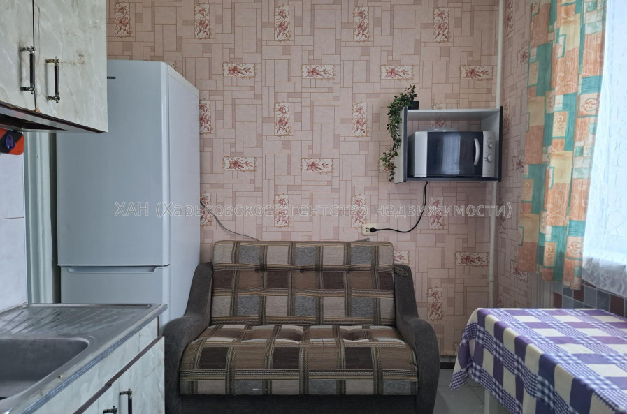 Сдам квартиру, Соборности Украины ул. , 2  ком., 50.80 м², косметический ремонт 