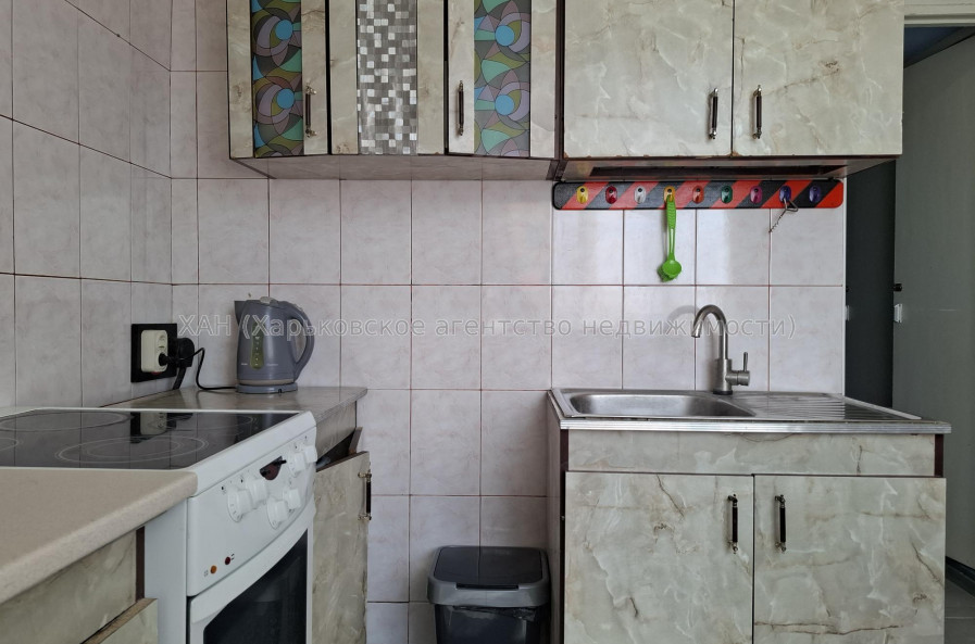 Сдам квартиру, Соборности Украины ул. , 2  ком., 50.80 м², косметический ремонт 