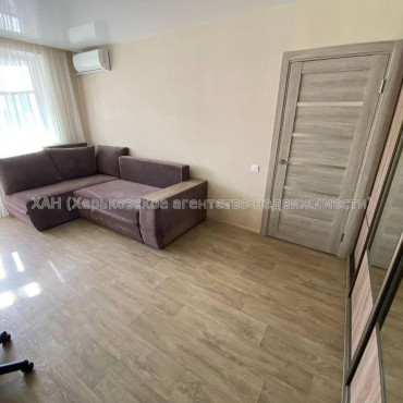 Продам квартиру, Соборности Украины ул. , 1  ком., 32 м², евроремонт 