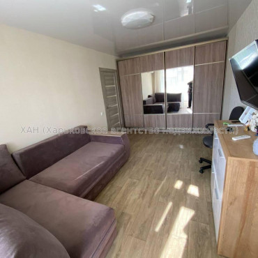Продам квартиру, Соборности Украины ул. , 1  ком., 32 м², евроремонт 