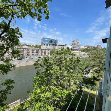 Продам квартиру, Вознесенская ул. , 2 кім., 42 м², евроремонт 
