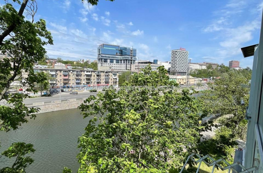 Продам квартиру, Вознесенская ул. , 2 кім., 42 м², евроремонт 