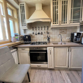 Продам квартиру, Вознесенская ул. , 2  ком., 42 м², евроремонт
