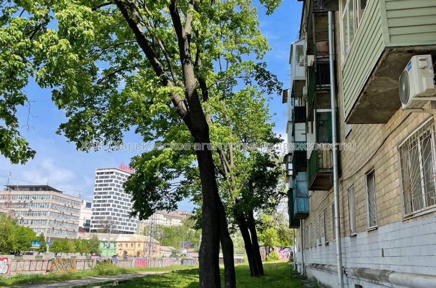 Продам квартиру, Вознесенская ул. , 2 кім., 42 м², евроремонт 