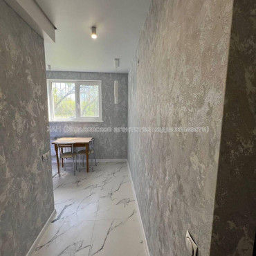 Продам квартиру, Салтовское шоссе , 3  ком., 58 м², капитальный ремонт 