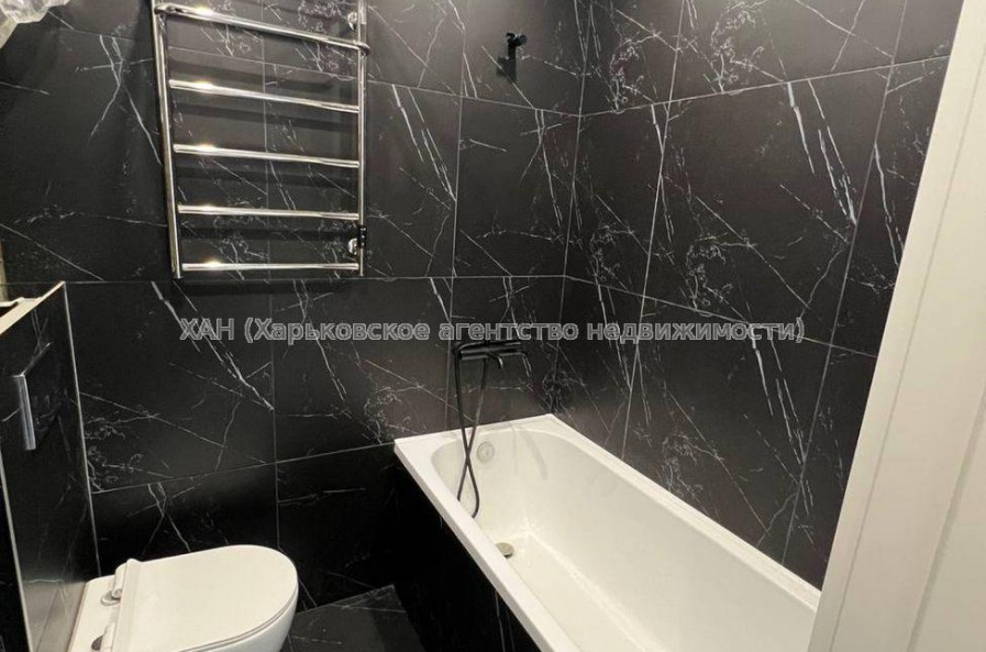 Продам квартиру, Салтовское шоссе , 3  ком., 58 м², капитальный ремонт 