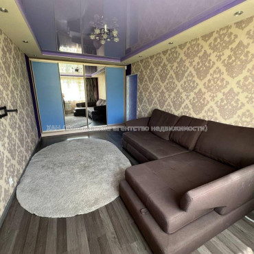 Продам квартиру, Салтовское шоссе , 3  ком., 58 м², капитальный ремонт 