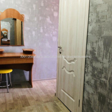 Продам квартиру, Александровский просп. , 2 кім., 46.70 м², капитальный ремонт 