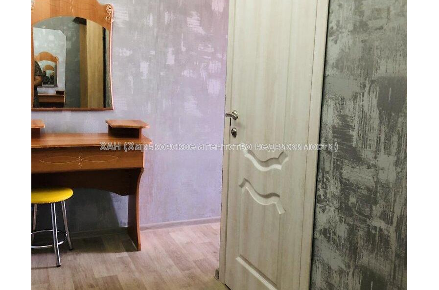 Продам квартиру, Александровский просп. , 2 кім., 46.70 м², капитальный ремонт 