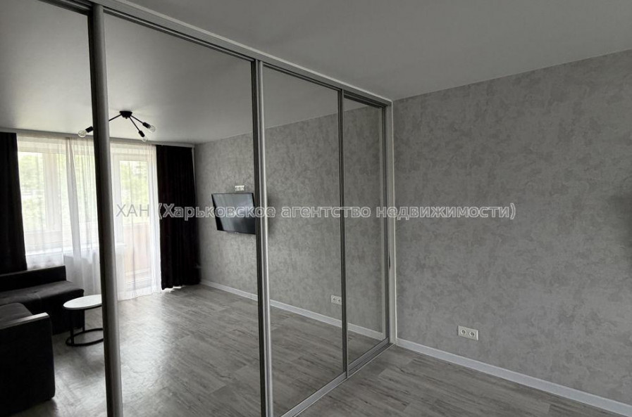 Продам квартиру, Клочковская ул. , 1  ком., 32.20 м², капитальный ремонт 