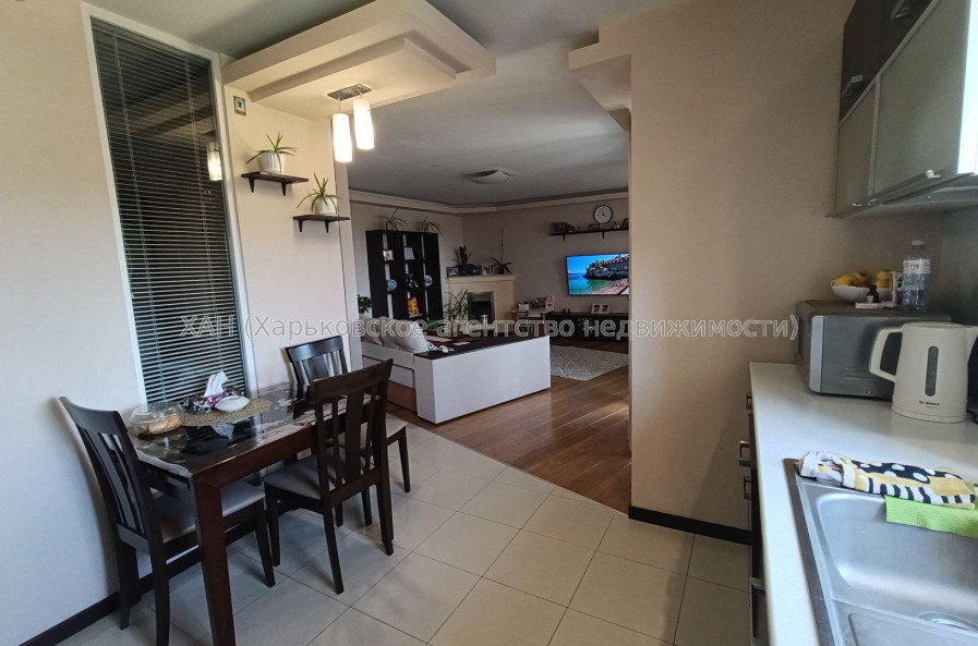 Продам квартиру, Тракторостроителей просп. , 2  ком., 69.70 м², евроремонт 