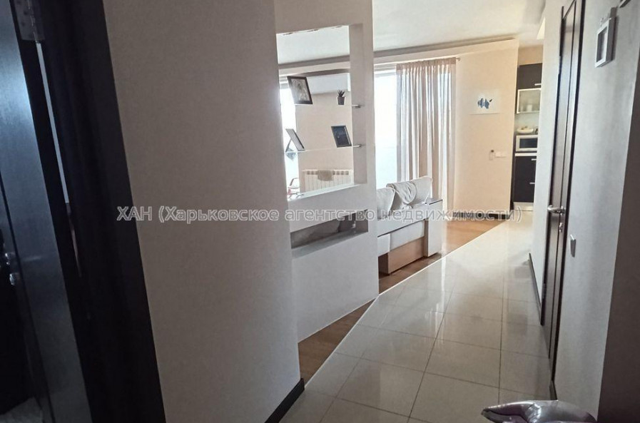 Продам квартиру, Тракторостроителей просп. , 2 кім., 69.70 м², евроремонт 