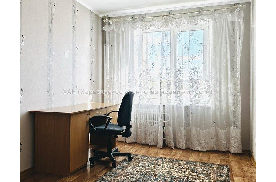 Продам квартиру, Полтавский Шлях ул. , 3  ком., 70.20 м², капитальный ремонт 