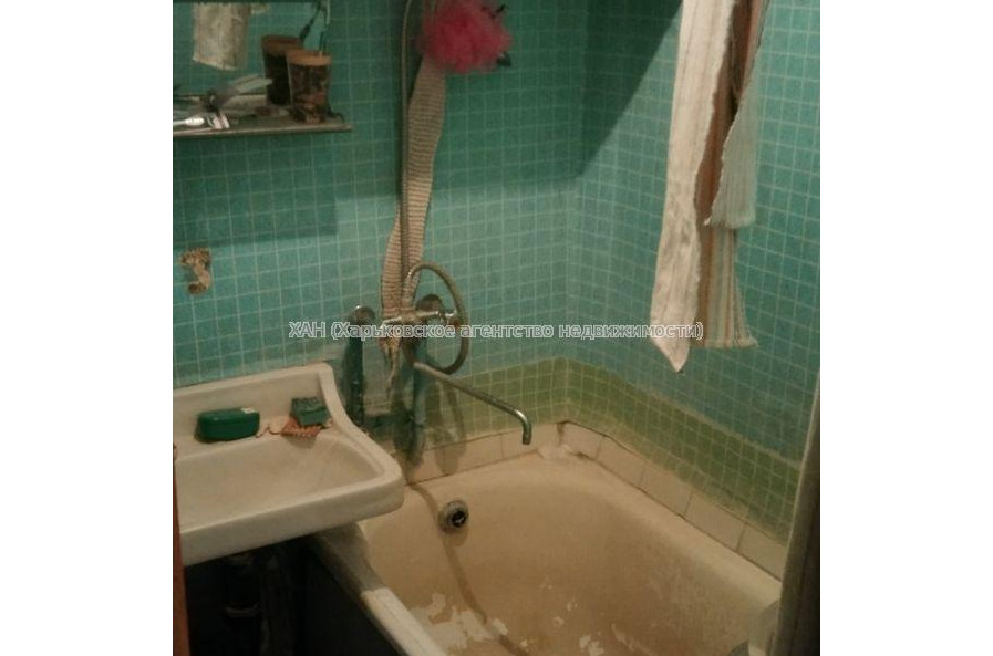 Продам квартиру, Юбилейный просп. , 2 кім., 55 м², без ремонта 