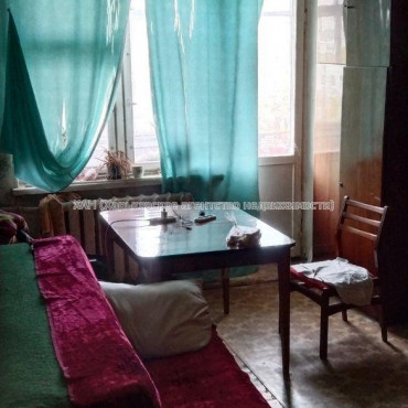 Продам квартиру, Юбилейный просп. , 2 кім., 55 м², без ремонта 