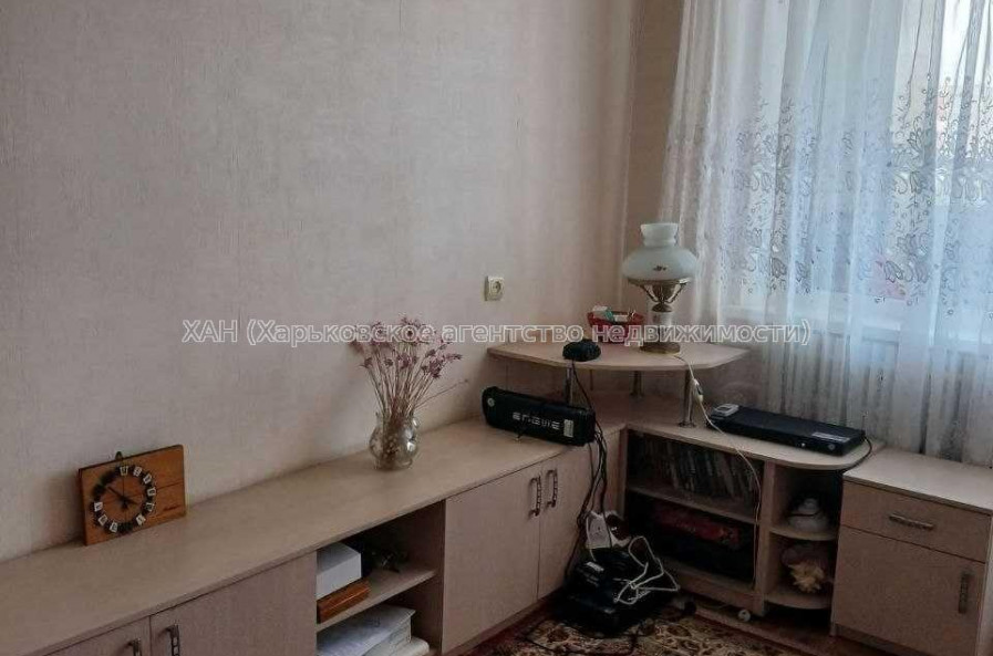Продам квартиру, Победы просп. , 3  ком., 65.70 м², капитальный ремонт 