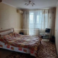 Продам квартиру, Победы просп. , 3  ком., 65.70 м², капитальный ремонт 