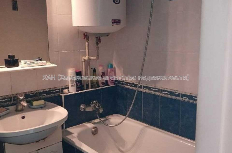 Продам квартиру, Победы просп. , 3  ком., 65.70 м², капитальный ремонт 