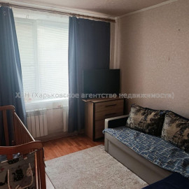 Продам квартиру, Тракторостроителей просп. , 2 кім., 44 м², косметический ремонт