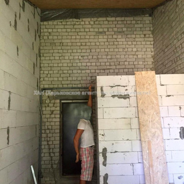 Продам квартиру, Косарева ул. , 1  ком., 19 м², без внутренних работ 