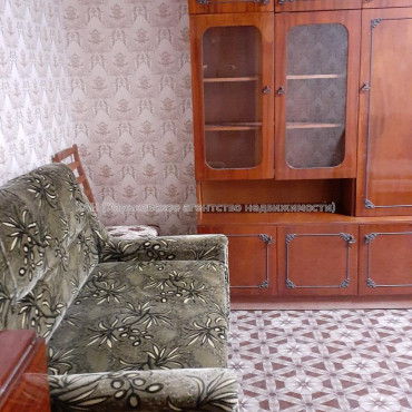 Продам квартиру, Дмитрия Антоновича бул. , 1  ком., 34.20 м², косметический ремонт 