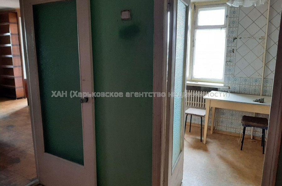 Продам квартиру, Москалёвская ул. , 2  ком., 51 м², советский ремонт 