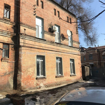 Продам квартиру, Фейербаха площ. , 2  ком., 40 м², косметический ремонт 