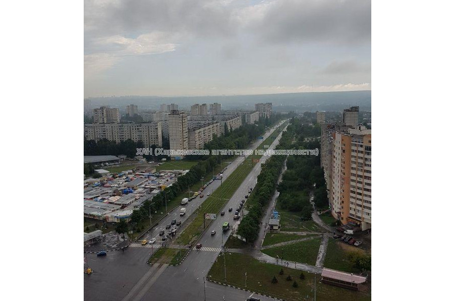 Продам квартиру, Победы просп. , 2 кім., 94 м², без внутренних работ 