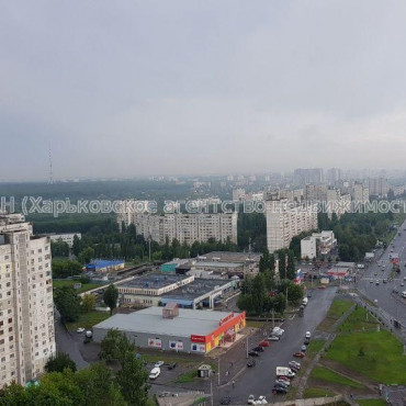 Продам квартиру, Победы просп. , 2  ком., 94 м², без внутренних работ 