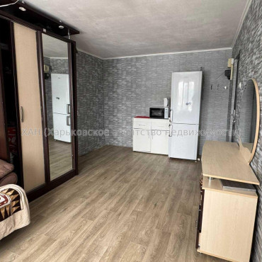Продам квартиру, Юбилейный просп. , 1  ком., 28.50 м², косметический ремонт 
