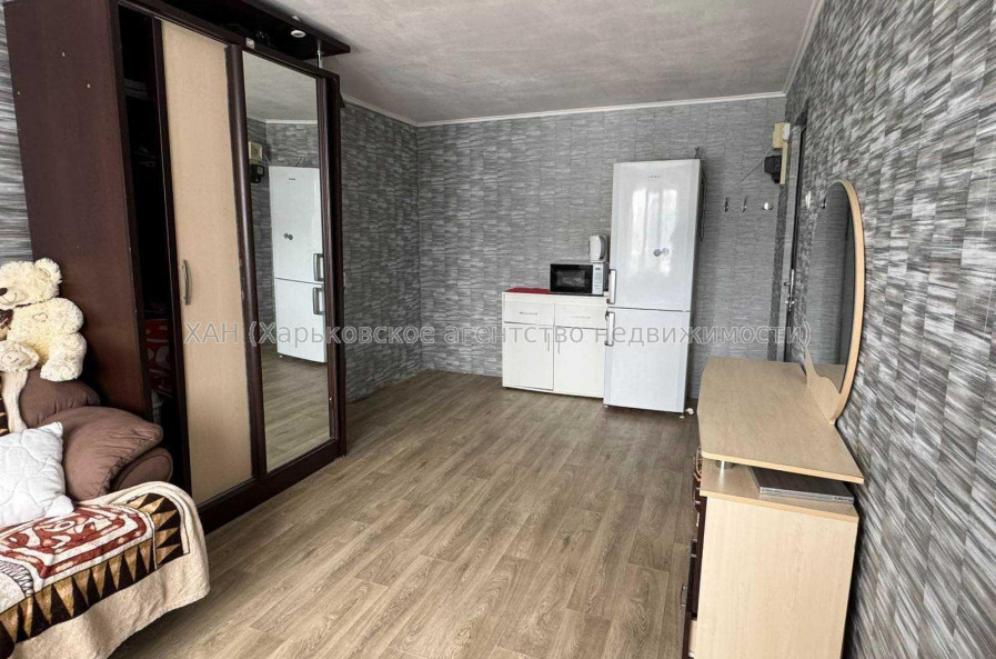 Продам квартиру, Юбилейный просп. , 1  ком., 28.50 м², косметический ремонт 