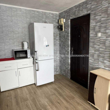 Продам квартиру, Юбилейный просп. , 1  ком., 28.50 м², косметический ремонт 