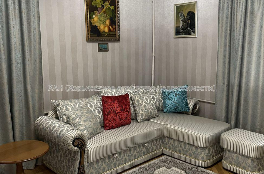 Продам квартиру, Культуры ул. , 2  ком., 56.30 м², капитальный ремонт 