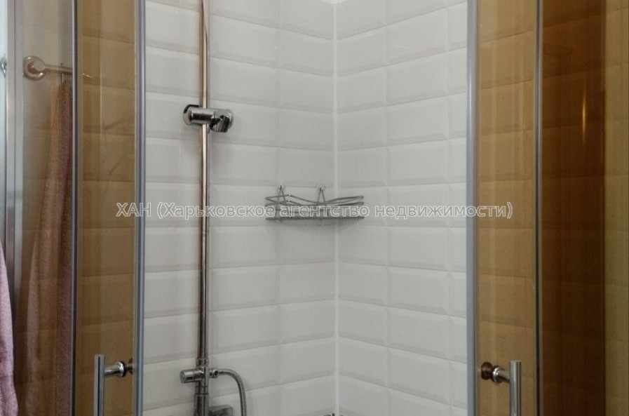 Продам квартиру, Культуры ул. , 2  ком., 56.30 м², капитальный ремонт 
