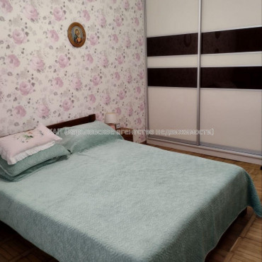 Продам квартиру, Культуры ул. , 2  ком., 56.30 м², капитальный ремонт 