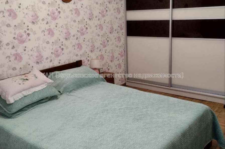 Продам квартиру, Культуры ул. , 2  ком., 56.30 м², капитальный ремонт 