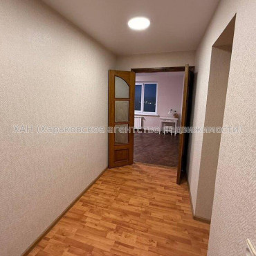 Продам квартиру, Аэрокосмический пр. , 2 кім., 55 м², капитальный ремонт 