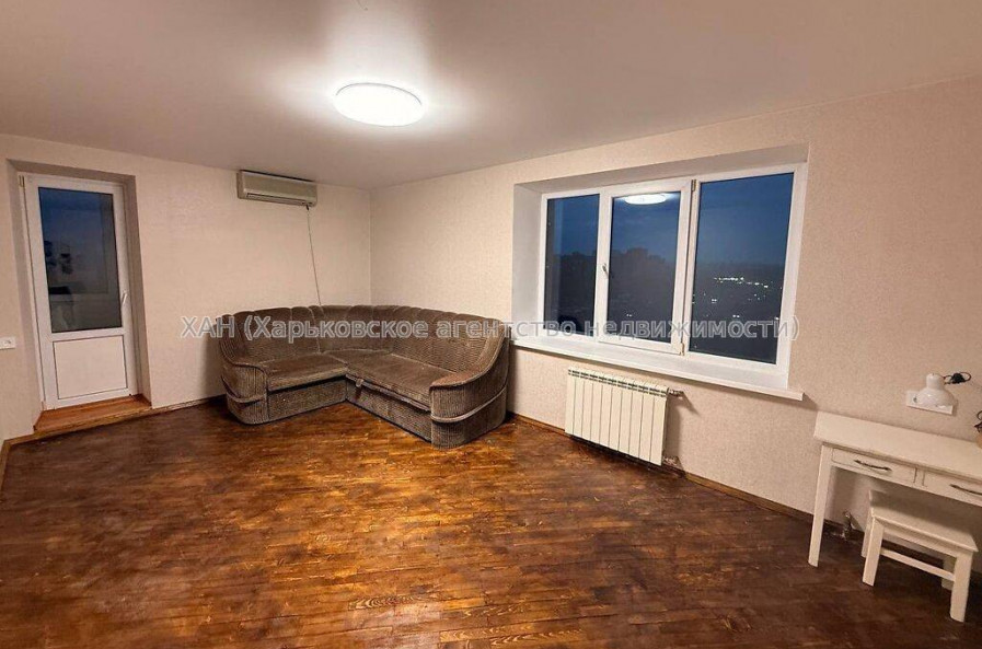 Продам квартиру, Аэрокосмический пр. , 2 кім., 55 м², капитальный ремонт 