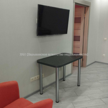 Сдам квартиру, Льва Ландау просп. , 52 , 2  ком., 46 м², евроремонт 