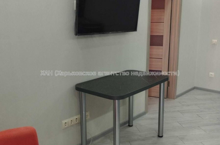 Сдам квартиру, Льва Ландау просп. , 52 , 2  ком., 46 м², евроремонт 